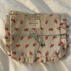 Set of two Sezane pouches